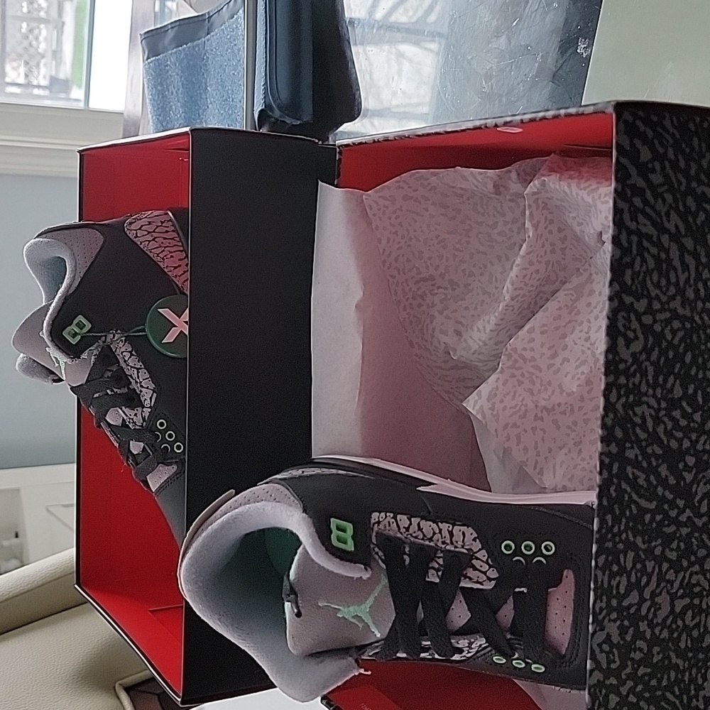 Christmas gift too small for neice